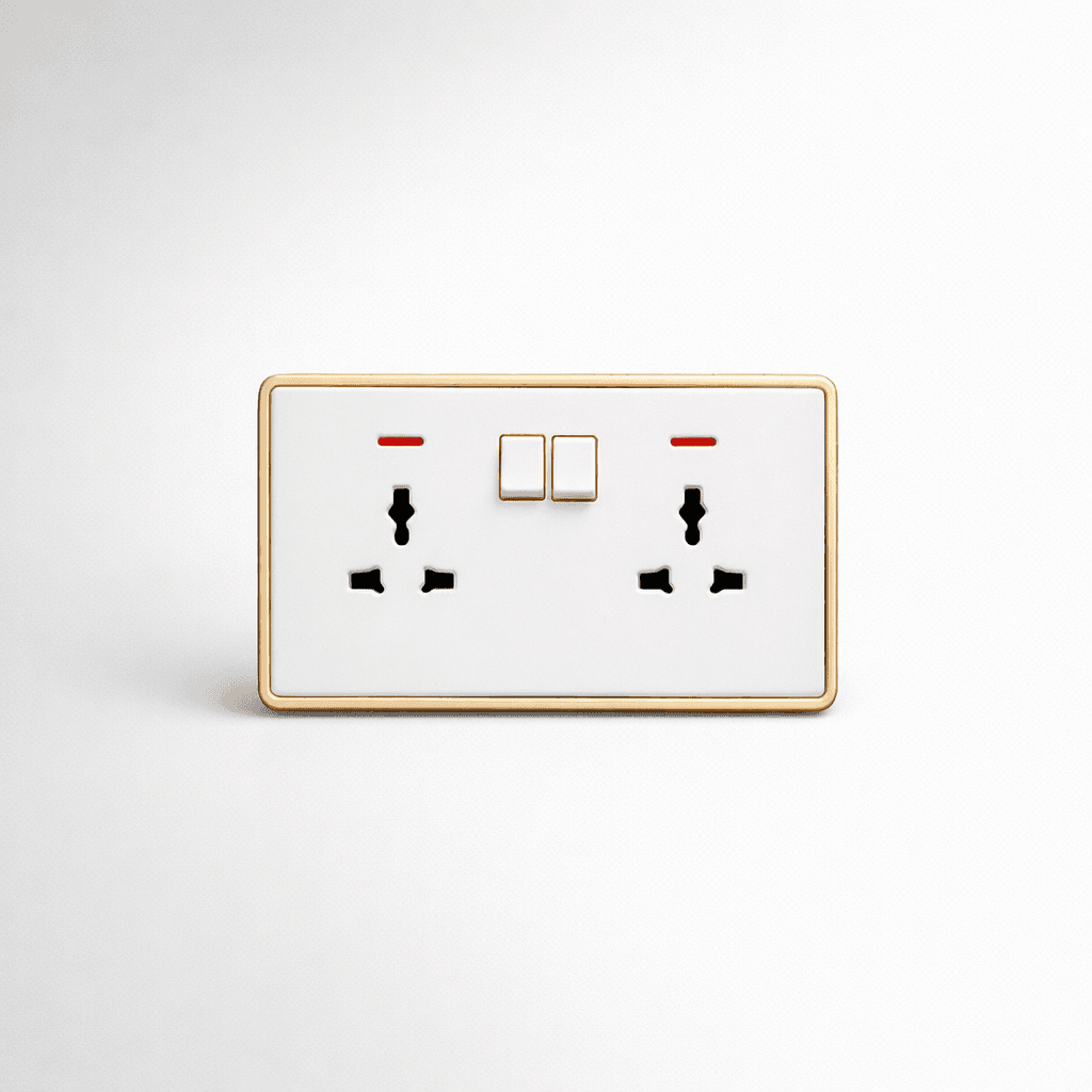 13A Double Universal Wall Socket